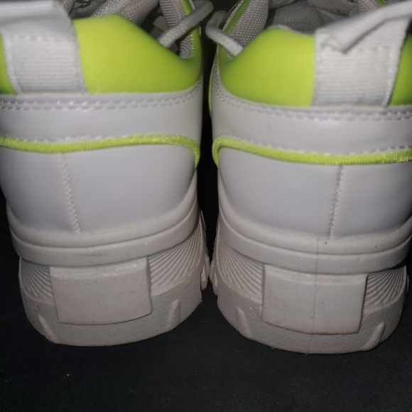 Fashion Nova sneakers, size 7.5 white with neon green accents - Picture 2 of 2